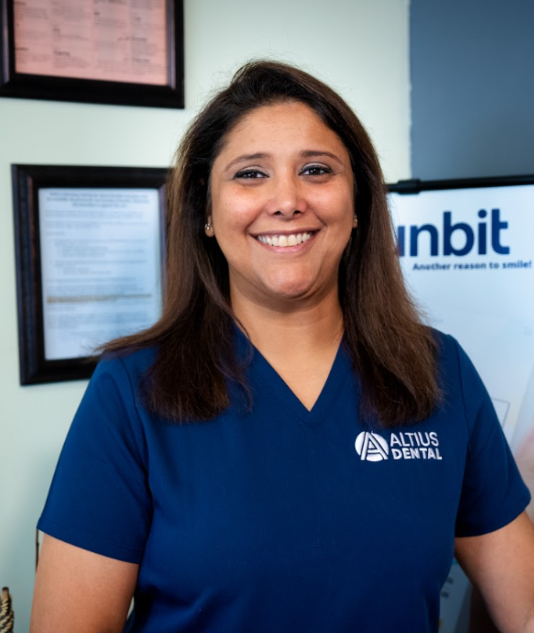 Dr. Gunjan Dhir BDS, MS